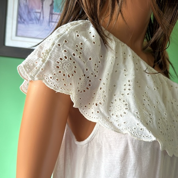 🌸🌸NWOT American Eagle Outfitters Off the Shoulder Top🌸🌸 - Picture 7 of 10